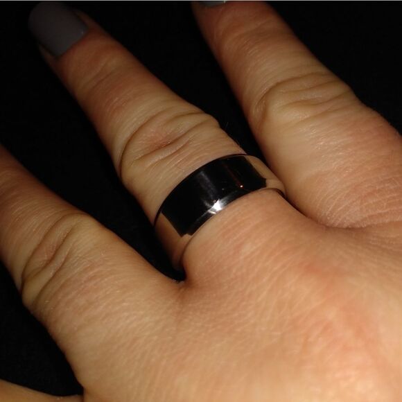 Stainless steel silver band, size 9 - Picture 3 of 7